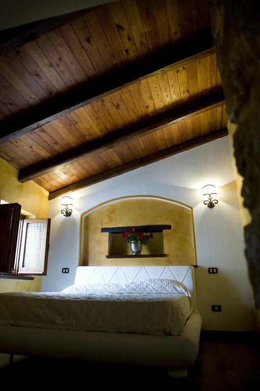 Bed And Breakfast Mblo Fondi Extérieur photo