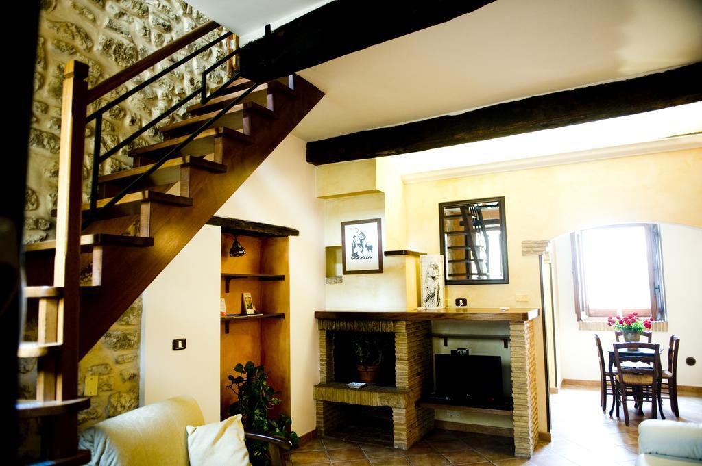 Bed And Breakfast Mblo Fondi Extérieur photo