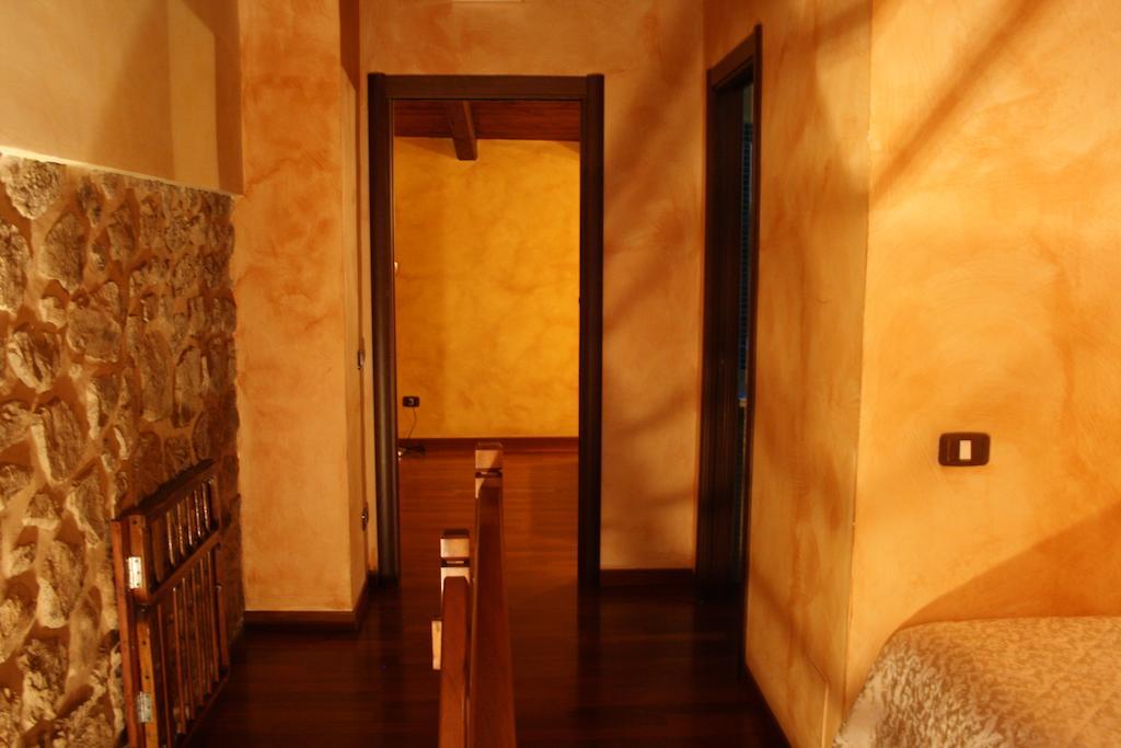 Bed And Breakfast Mblo Fondi Extérieur photo